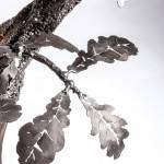 lampa podłogowa artystyczna wyjątkowa niepowtarzalna rzeźba drewno metal liście pień korzenie gałęzie spawana stojąca salon hall