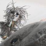 kobieta rzeźba z metalu dariusz fluder