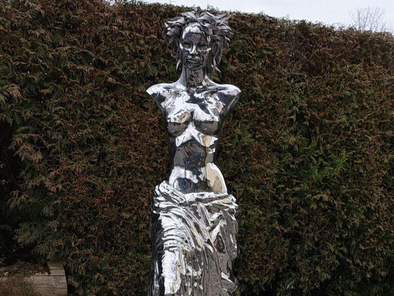 rzeźba kobiety, akt, nagość, klasyka, metal